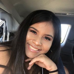 Meet your Posher, Joana